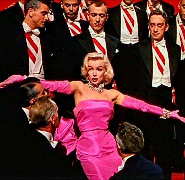 MARILYN MONROE