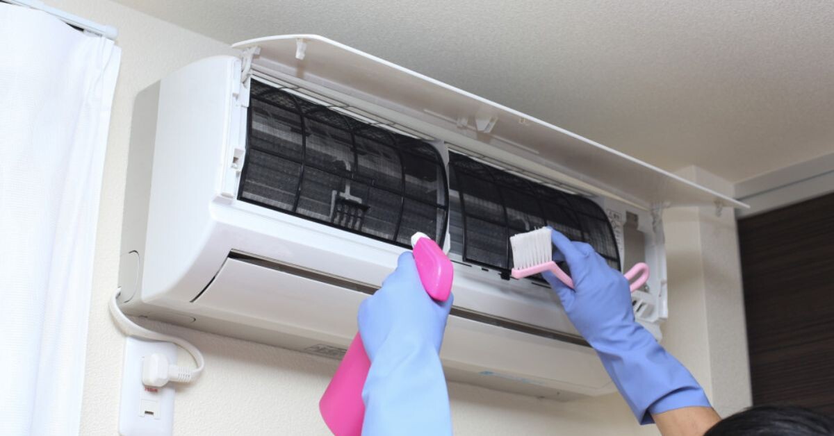Easy Steps to Maintain Your Air Conditioner's Cleanliness episode artwork