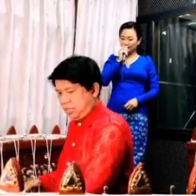 စက်​တော်ချင်းယိုးဒယား
​တေး​ရေး
မဟာဂိတ
​တေးဆို
သူဇာ episode artwork