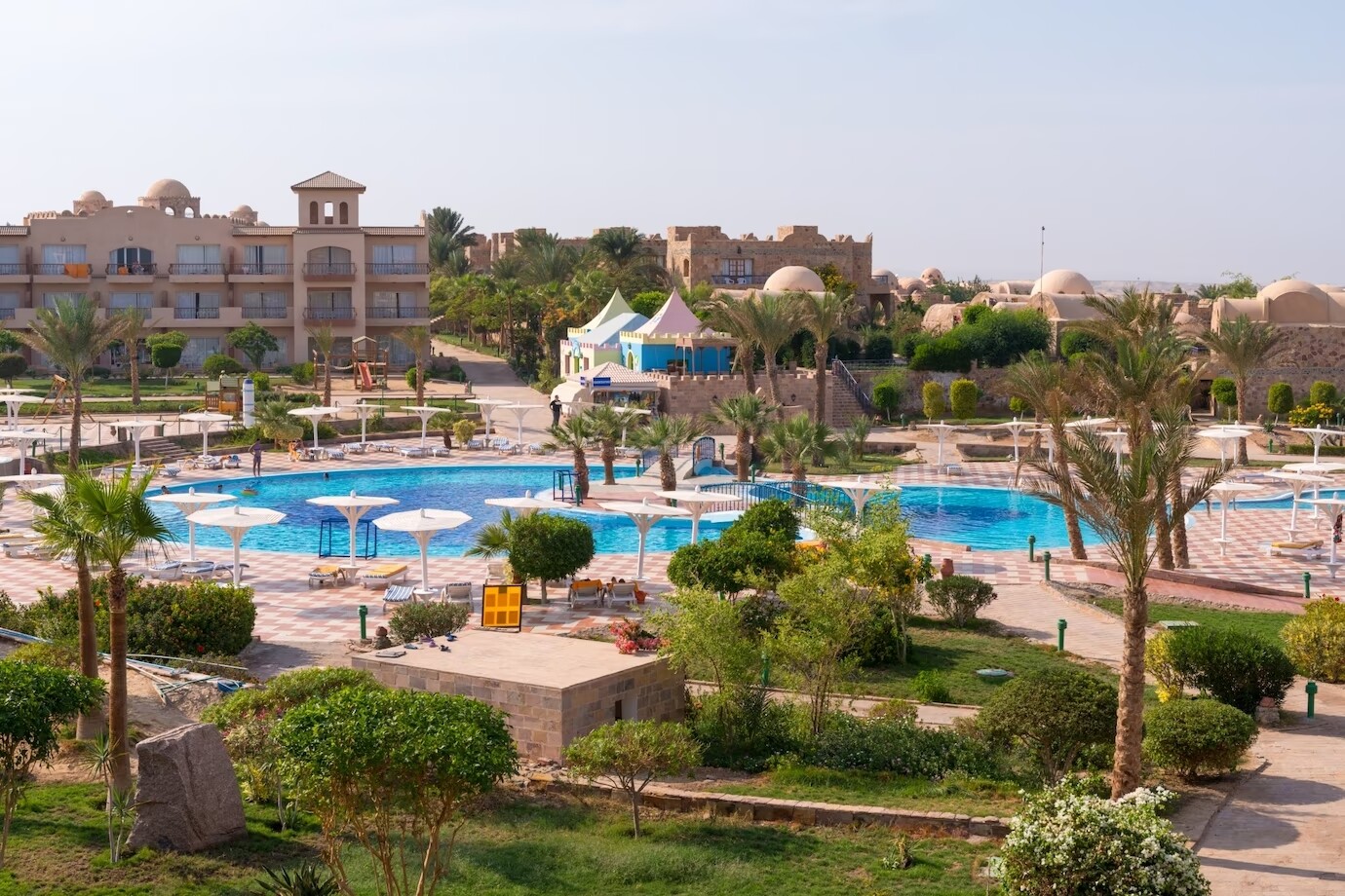 Indulge in the Finest Amenities and Services - Deluxe Holiday Homes Dubai episode artwork