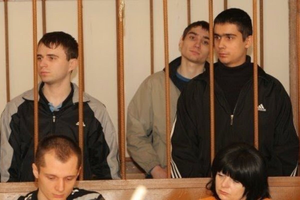 Uncovering the Gruesome Truth of '3 Guys, 1 Hammer' Video episode artwork
