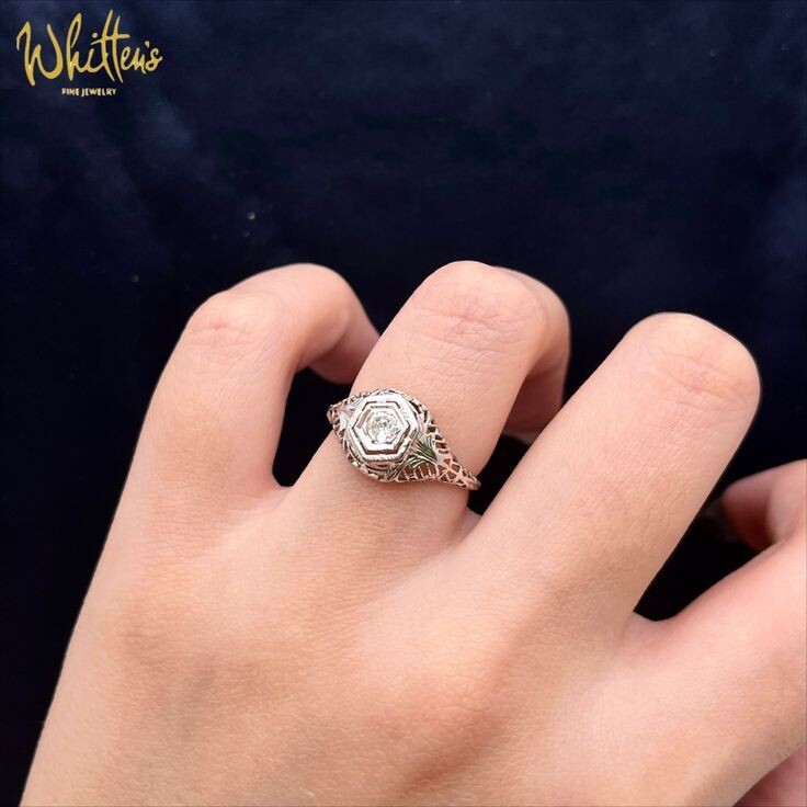Sell Your Antique Diamond Ring at Whitten's Fine Jewelry in Delaware episode artwork