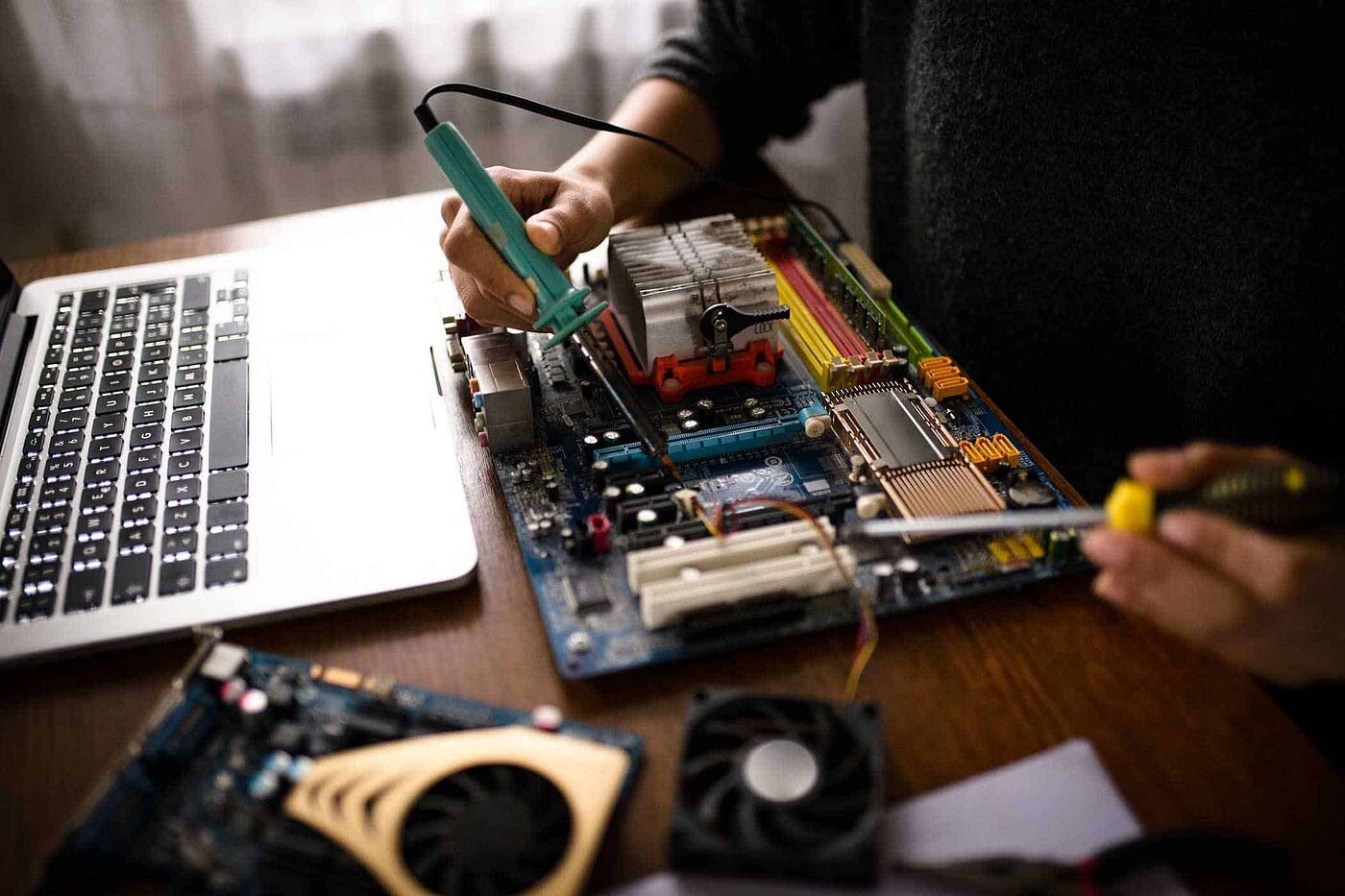 How Desktop Repair Fixes Common Computer Issues episode artwork