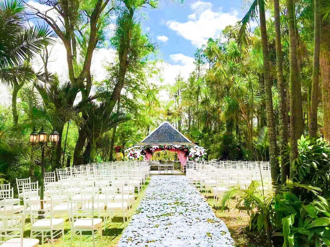 Garden Wedding Bliss: Planning Your Dream Day in Nature episode artwork