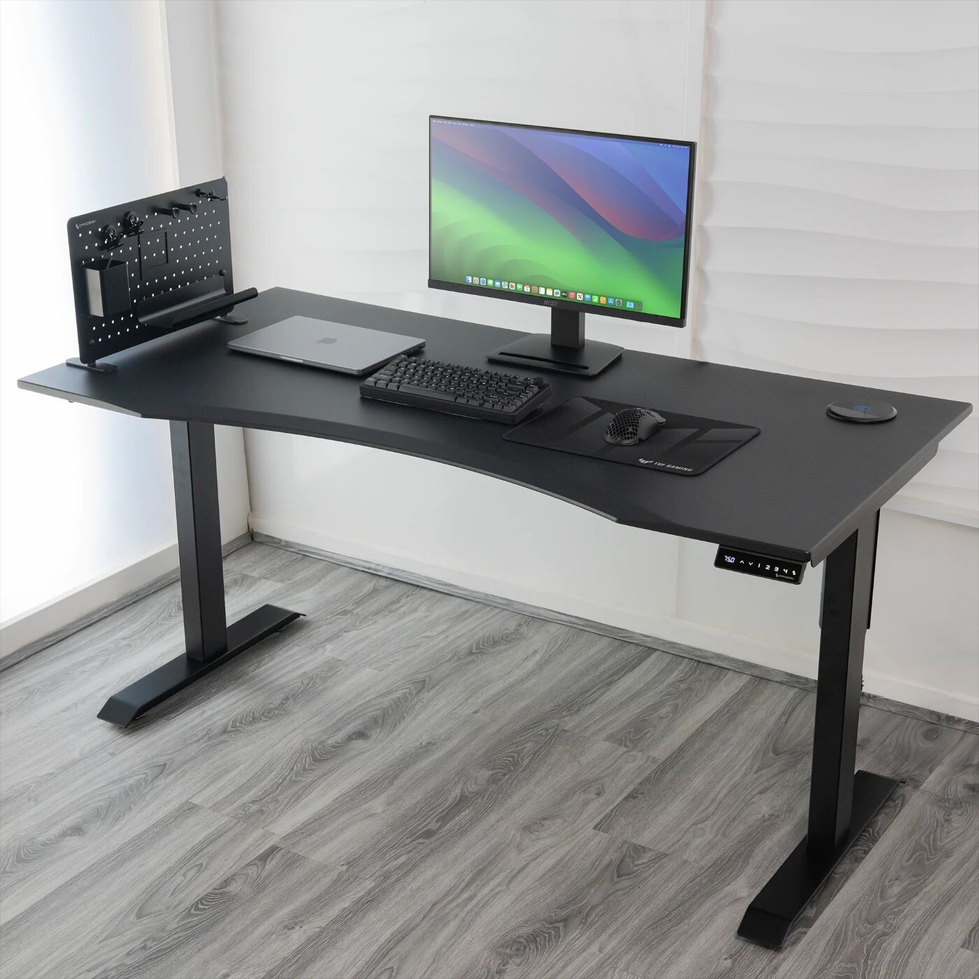 Level Up Your Gaming with the Right PC Desk Setup episode artwork