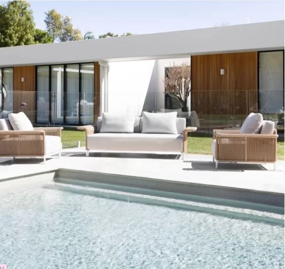 7 Must-Have Outdoor Furniture Pieces for Your Sunshine Coast Home