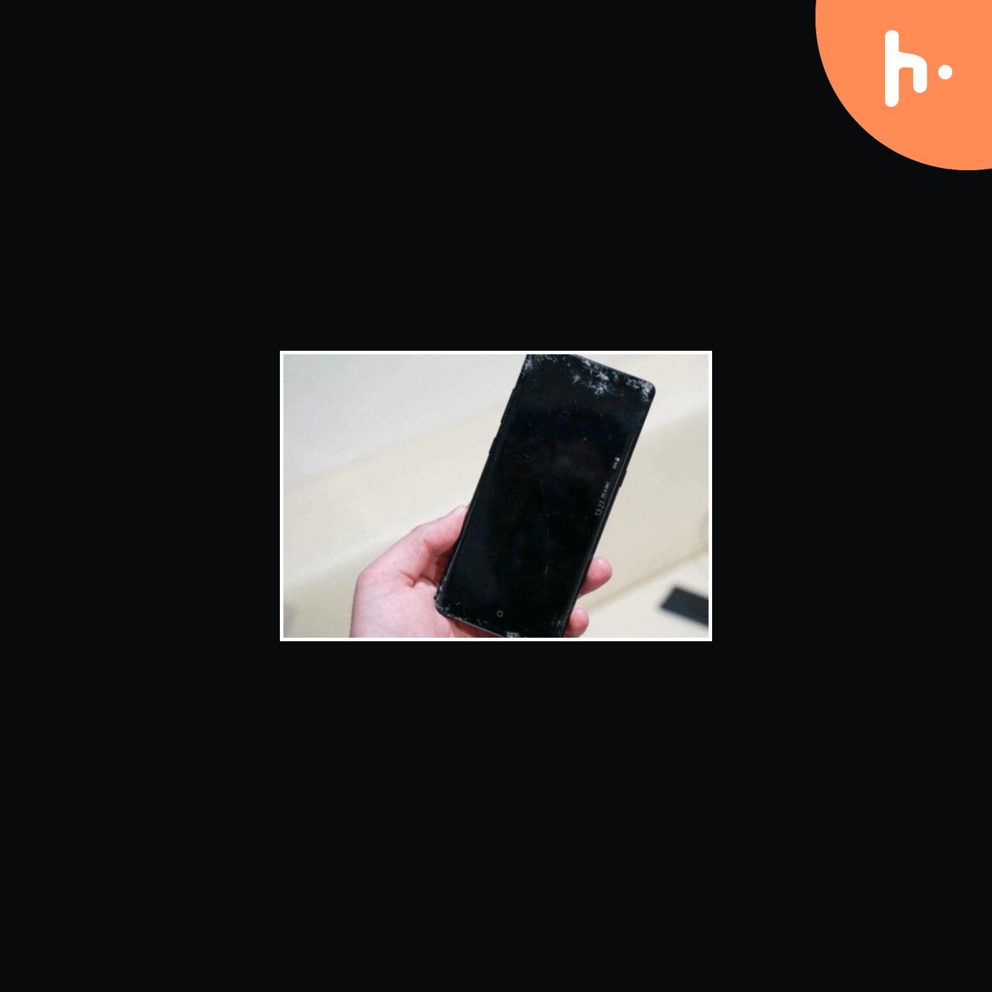 Cách kh?c ph?c nhanh khi ?i?n tho?i Samsung b? ?en màn hình