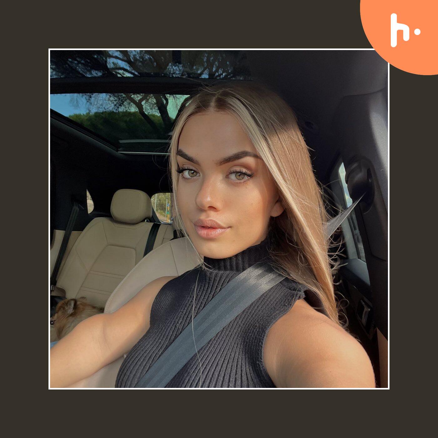 Breaking Boundaries on Social Media: Meet Valentina Midget