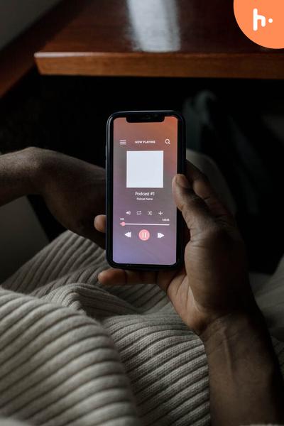 How Brands Use Gift Baskets to Build Emotional Connections